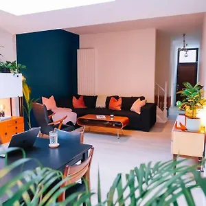 Gezellig & Ruim Rijhuis Met 3 Slaapkamers Dichtbij Vakantiehuis