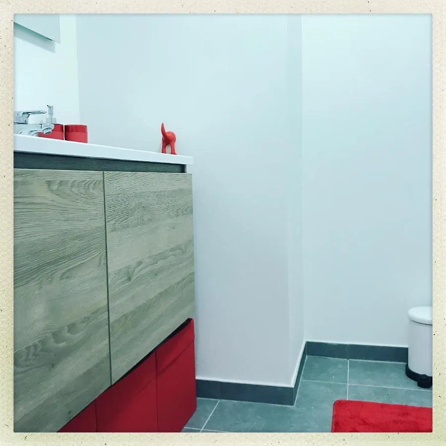 Cozy Two Bedroom Apartment Near City Centre Gent