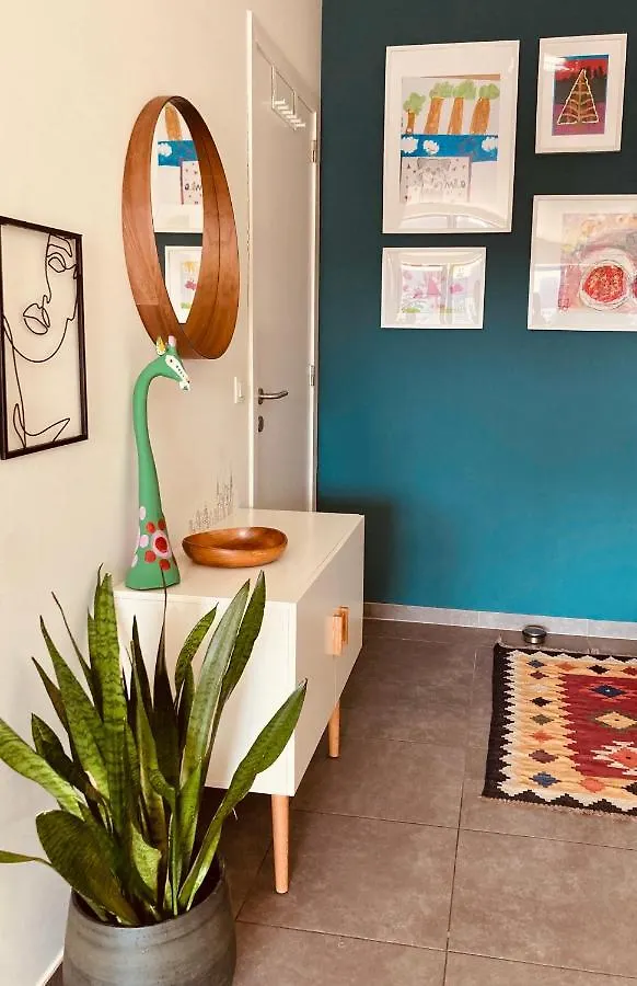 Cozy Two Bedroom Apartment Near City Centre Gent